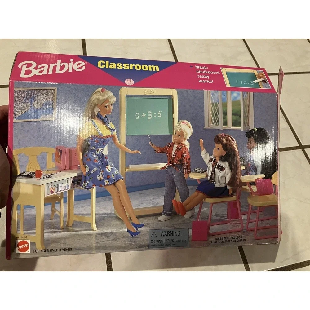 Vintage 1997 Barbie Classroom Playset Mattel 67114-92 School Chalkboard Desk Set